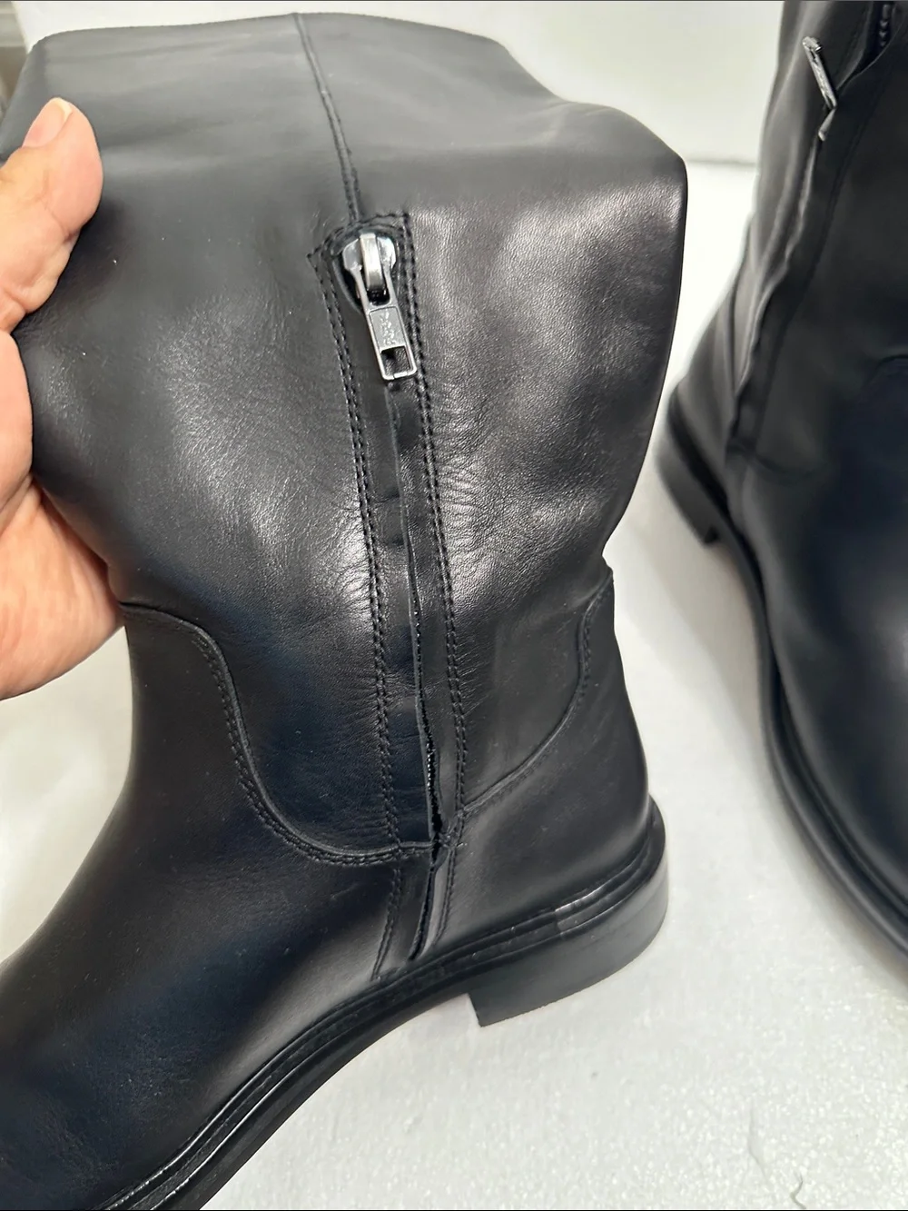 Madewell sleek black